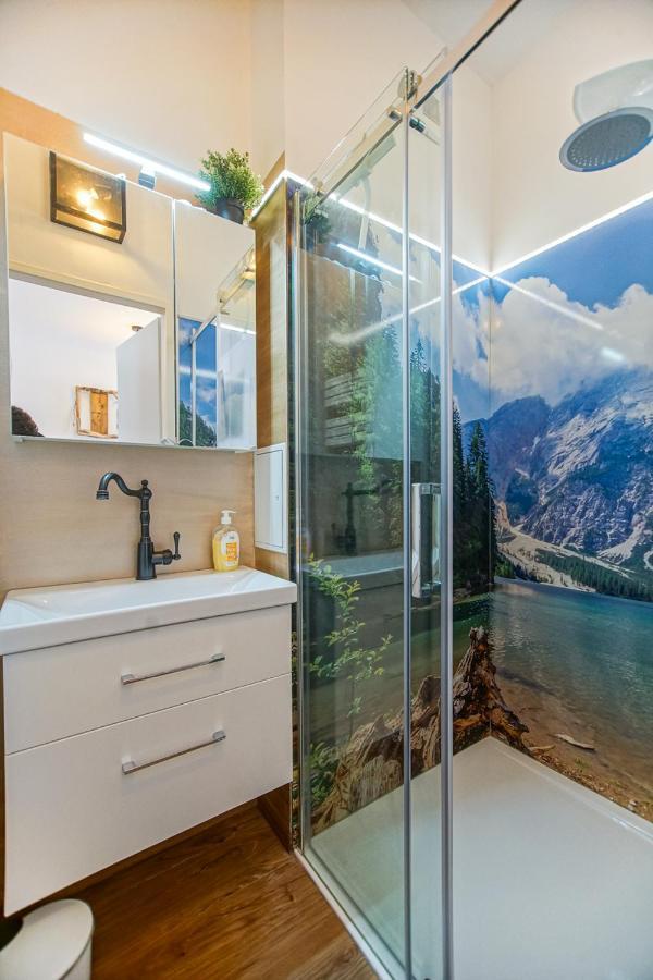 Auszeit Steiraland 7 Mit Ueberdachten Balkon Und Parkplatz لوبن المظهر الخارجي الصورة